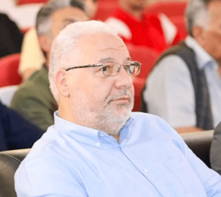 عميد الكلية